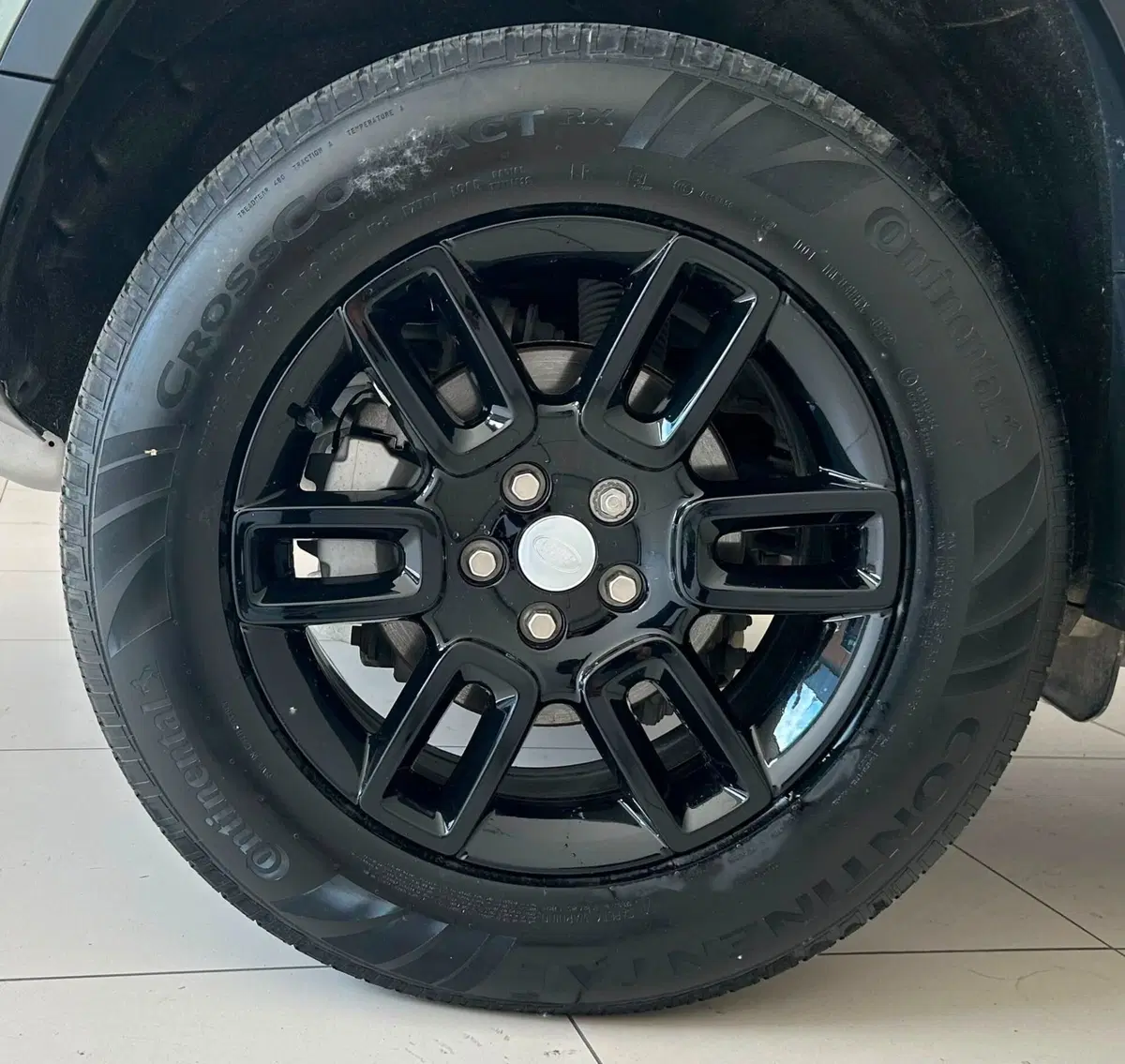 Land Rover Defender usata a Ferrara (9)