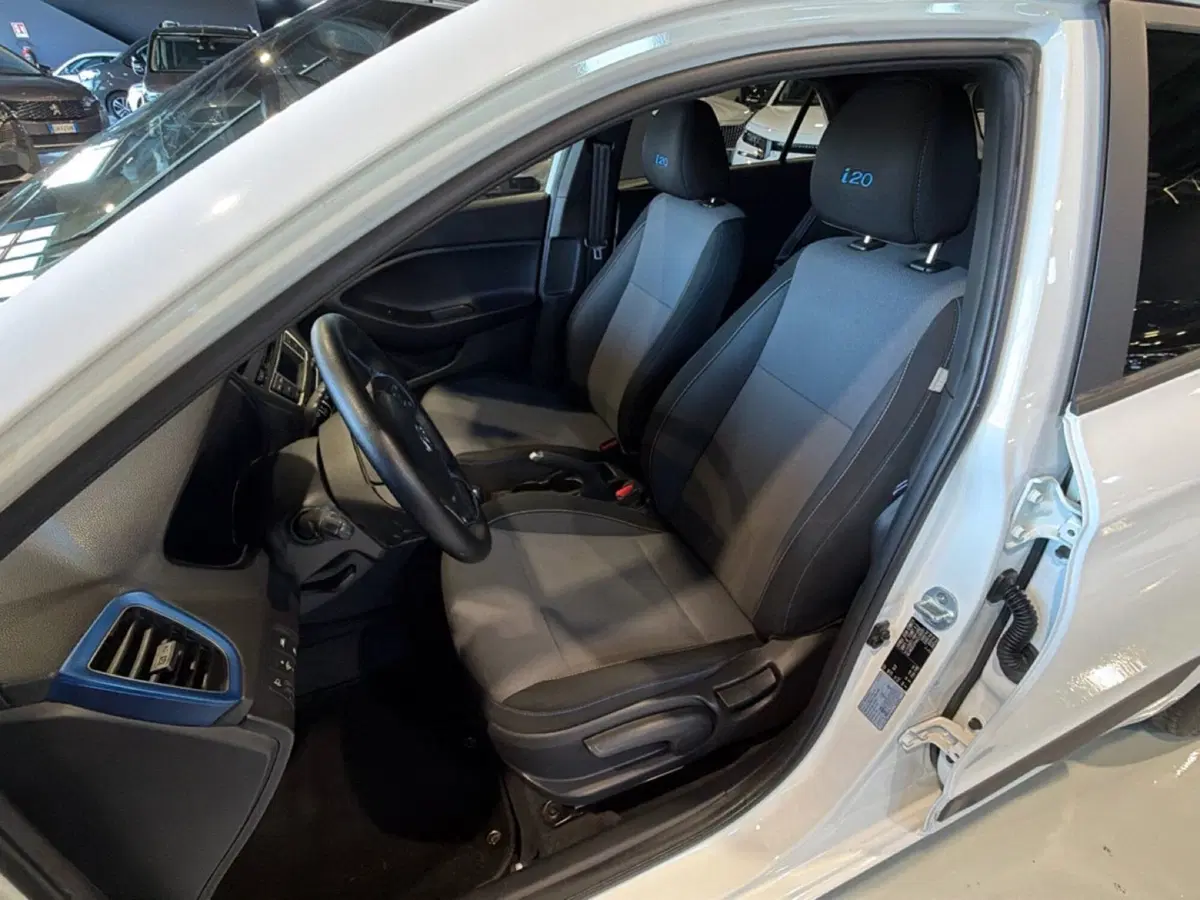 Hyundai i20 usata a Vicenza (14)