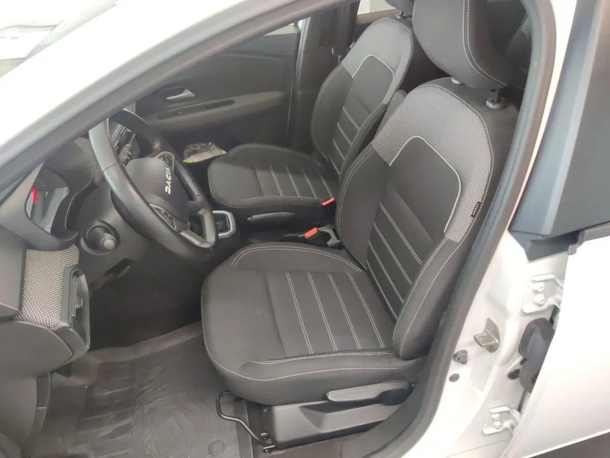Dacia Jogger usata a Arezzo (10)