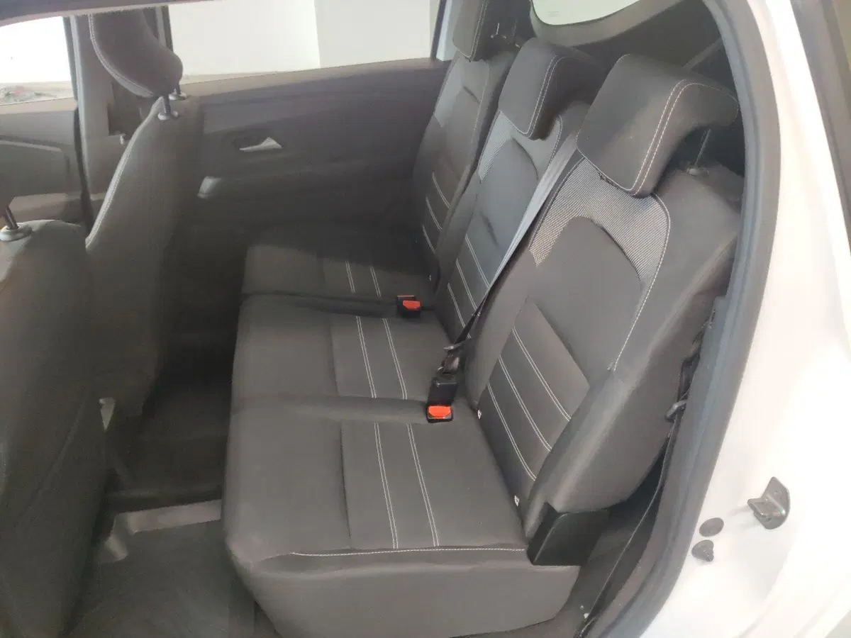 Dacia Jogger usata a Arezzo (20)