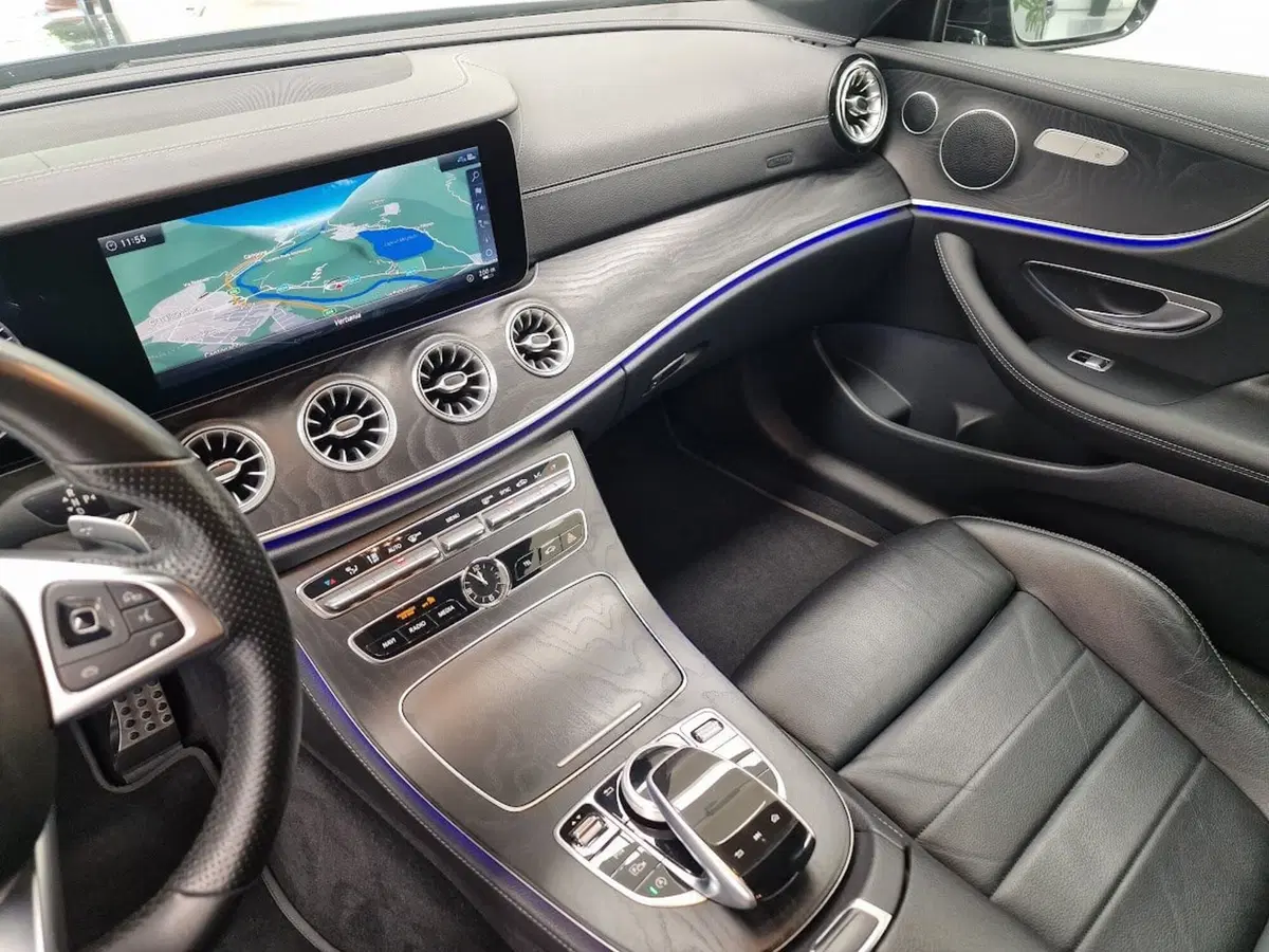 Mercedes-Benz Classe E Coupé usata a Verbano Cusio Ossola (12)
