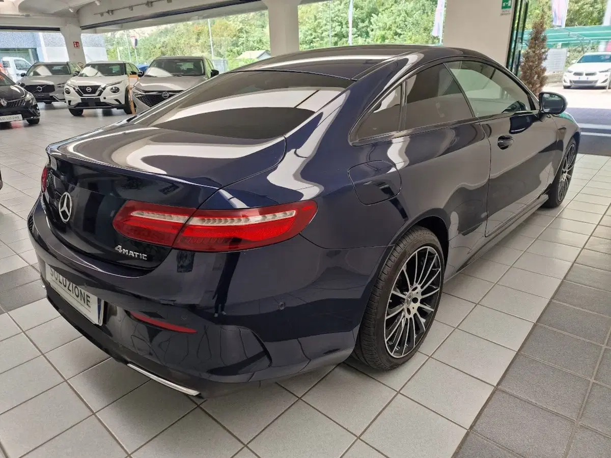 Mercedes-Benz Classe E Coupé usata a Verbano Cusio Ossola (2)