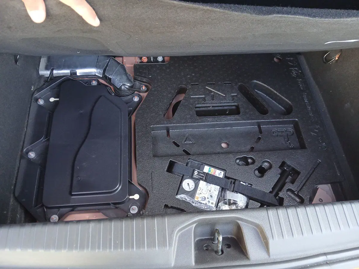 Renault Clio usata a Latina (10)
