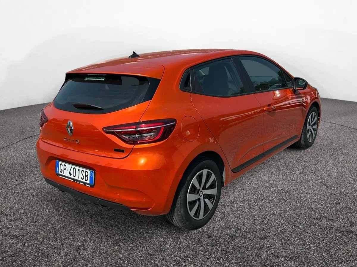 Renault Clio usata a Roma (3)