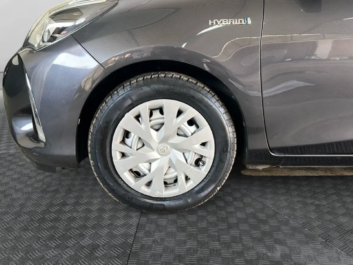 Toyota Yaris usata a Roma (9)