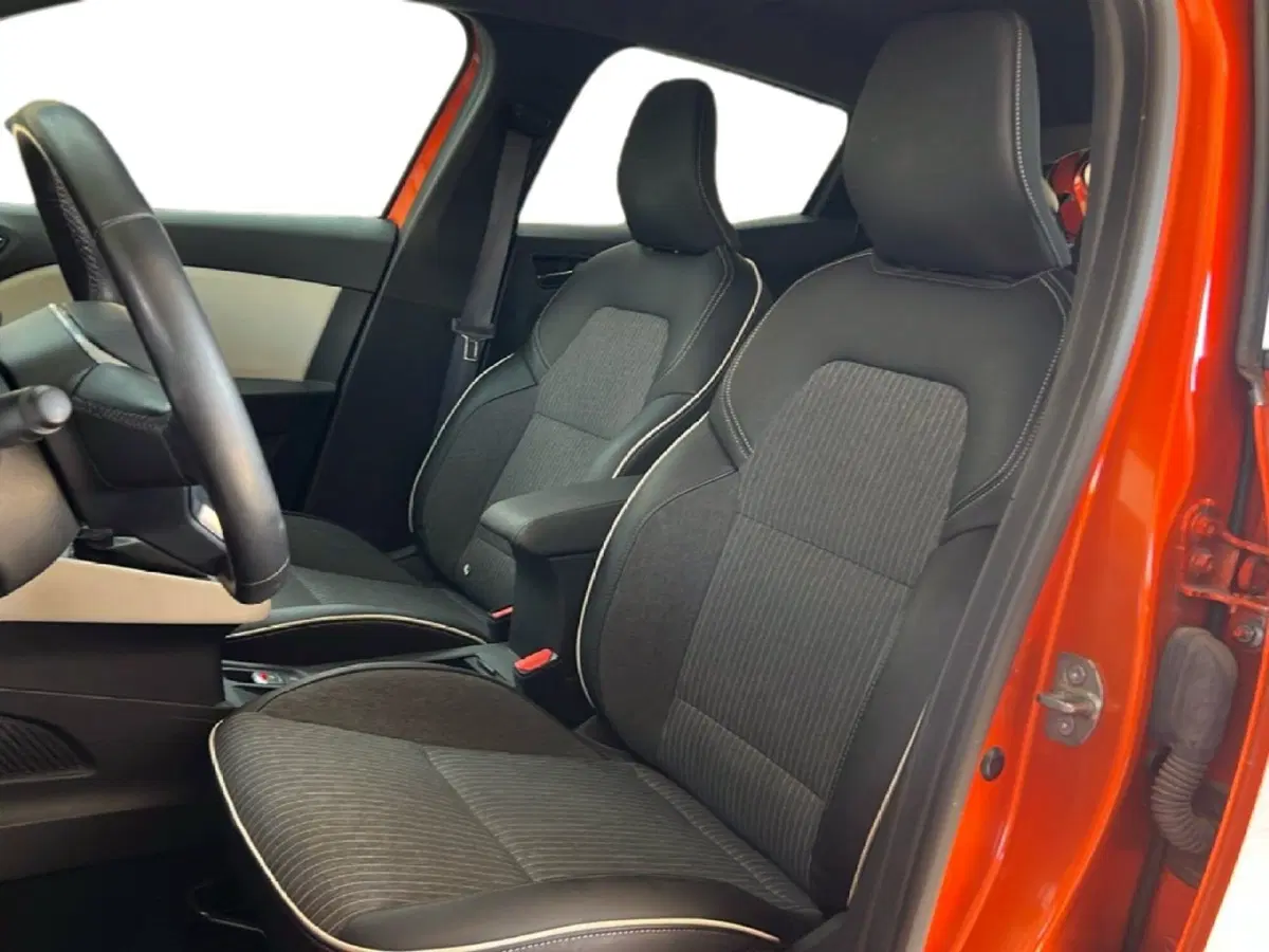 Renault Clio usata a Roma (12)