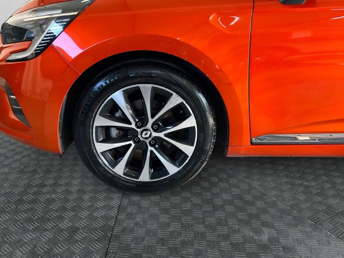 Renault Clio usata a Roma (9)