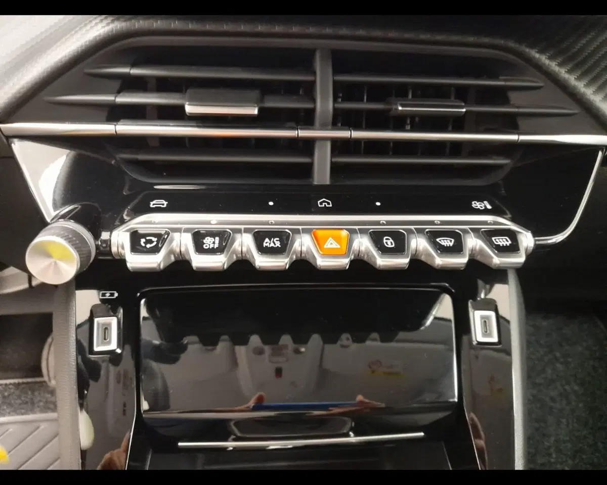 Peugeot 208 usata a Alessandria (20)