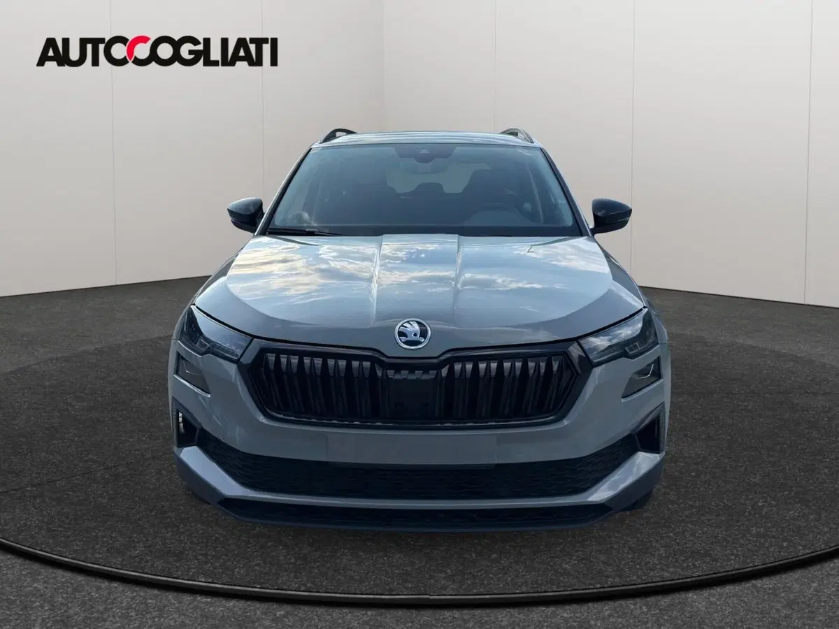 Skoda Karoq nuova a Lecco (2)