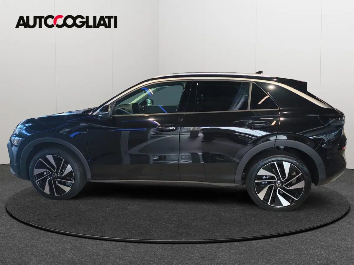 Volkswagen T-Roc nuova a Lecco (5)