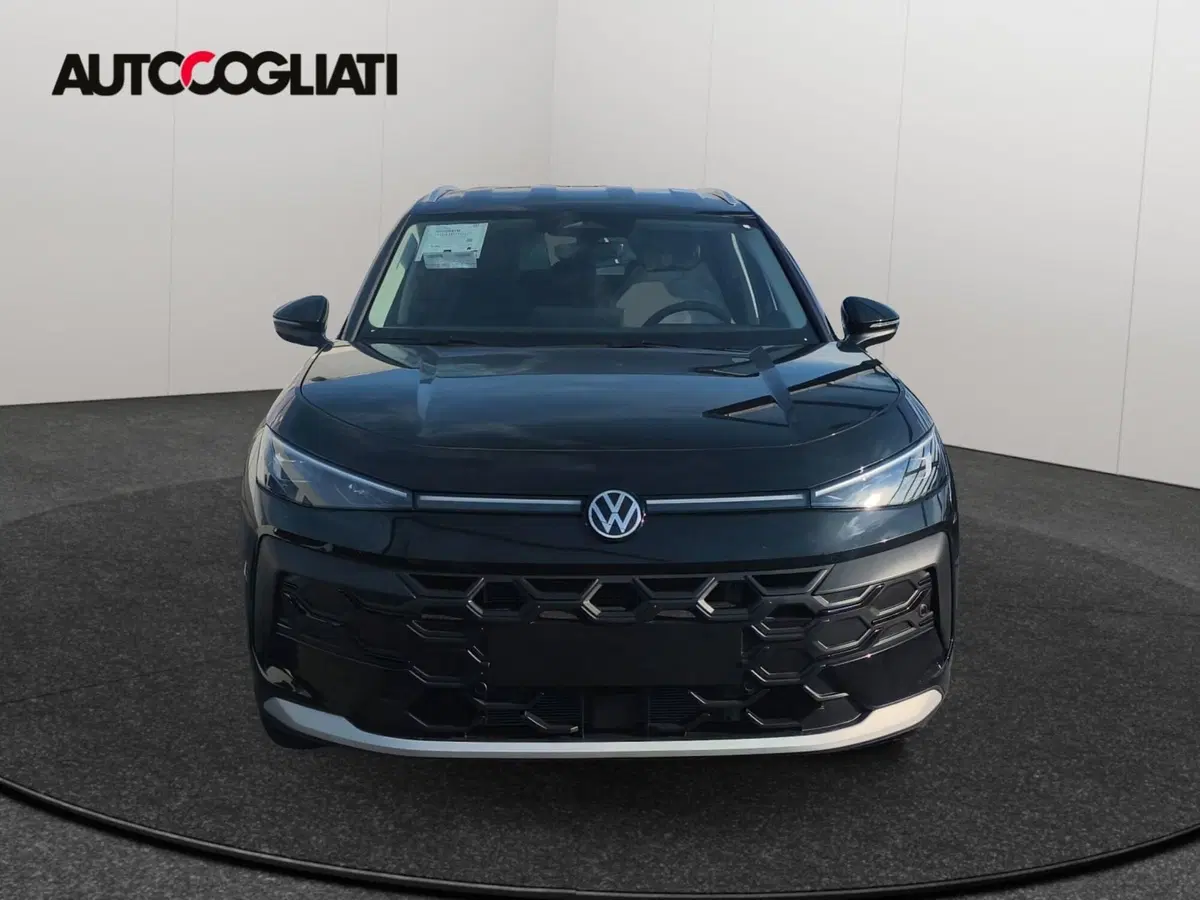 Volkswagen T-Roc nuova a Lecco (2)