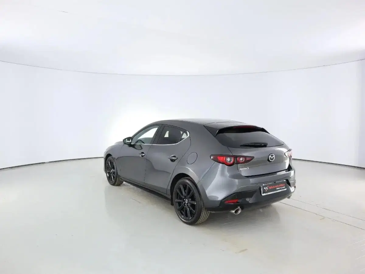 Mazda Mazda3 Hatchback nuova a Bologna (4)