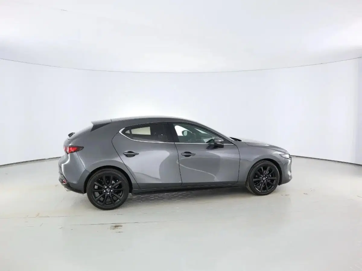 Mazda Mazda3 Hatchback nuova a Bologna (7)