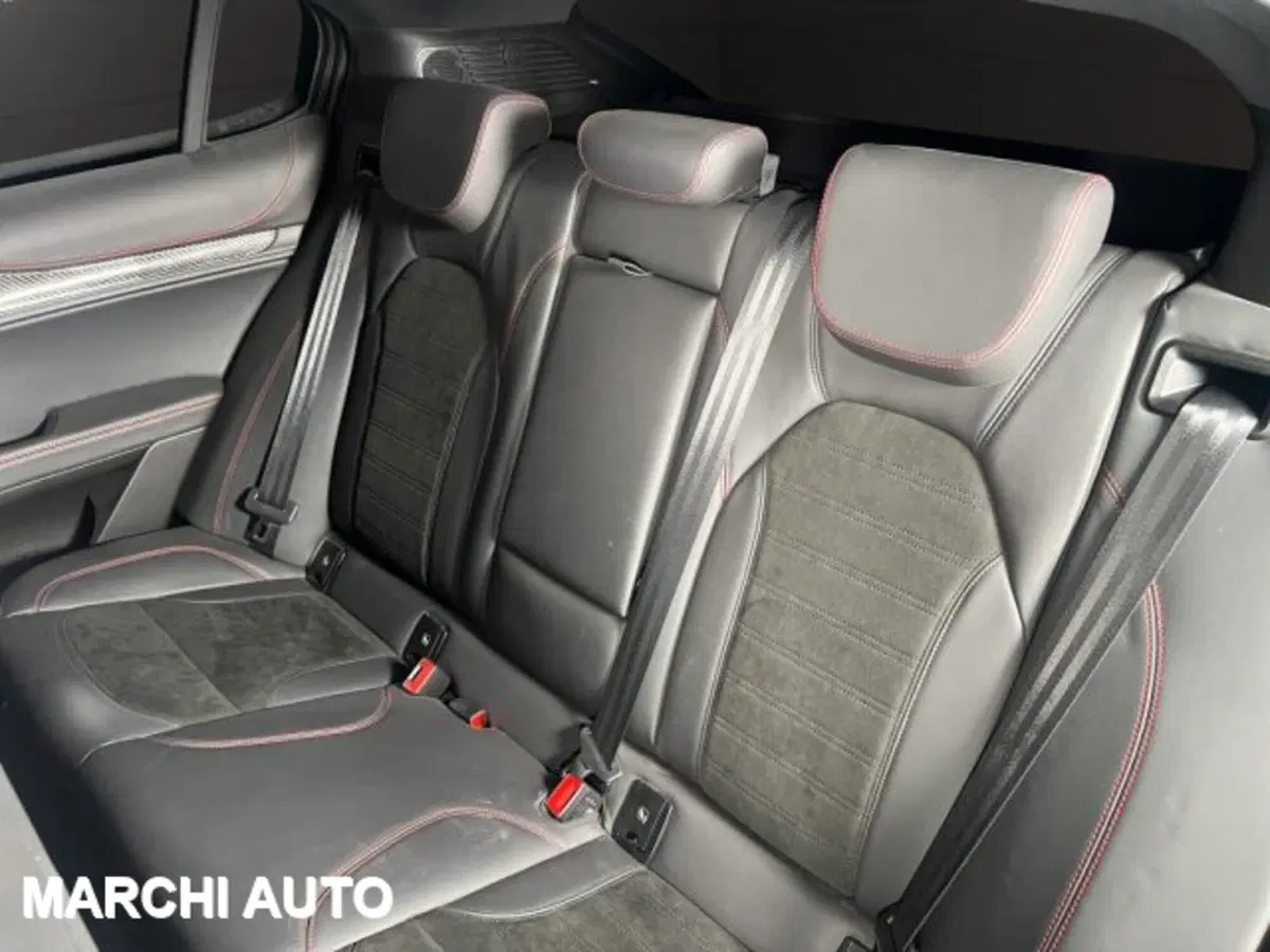 Alfa Romeo Stelvio usata a Perugia (11)