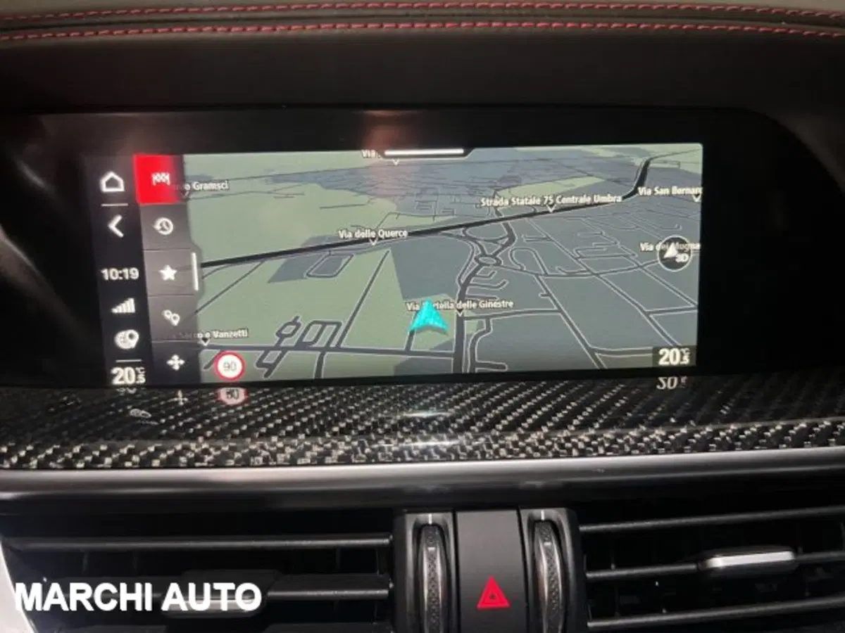 Alfa Romeo Stelvio usata a Perugia (19)