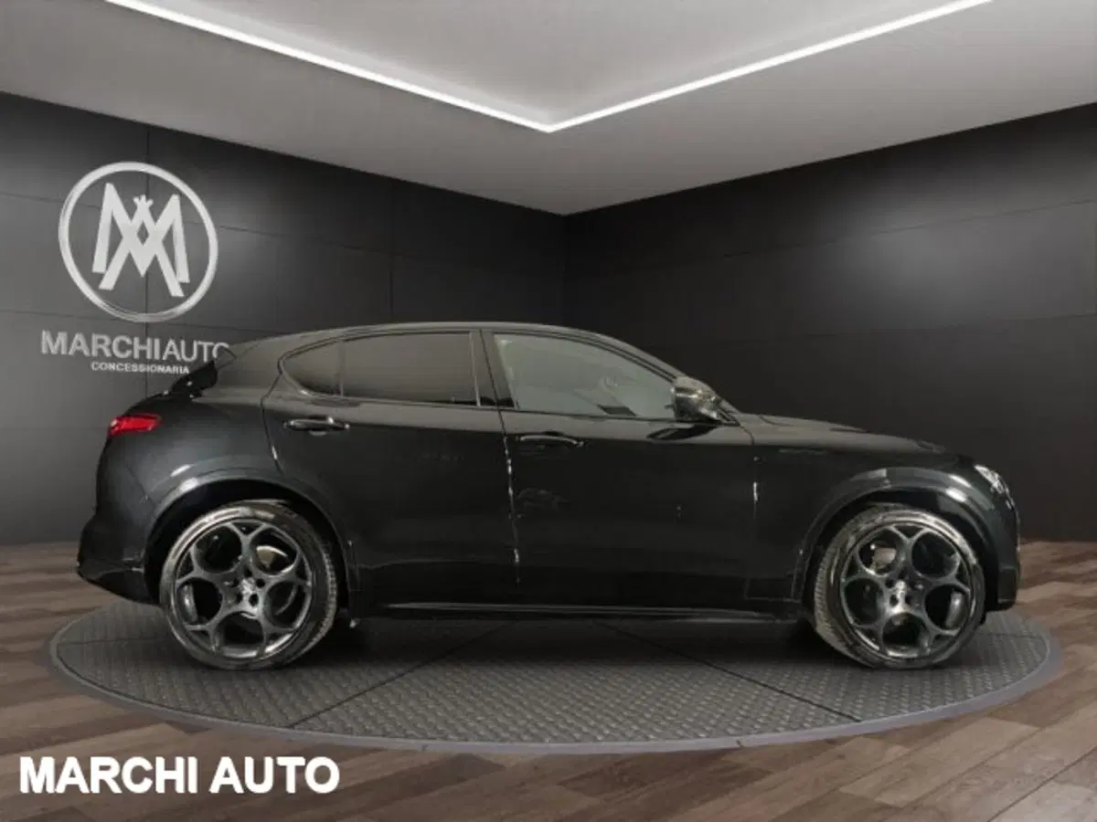Alfa Romeo Stelvio usata a Perugia (4)