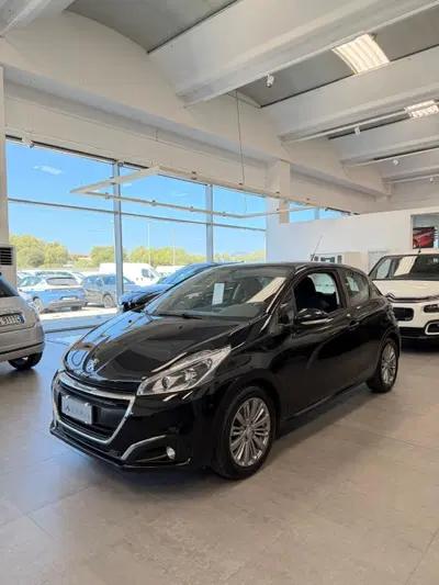 Peugeot 208 75 3 porte Allure del 2016 usata a Olbia