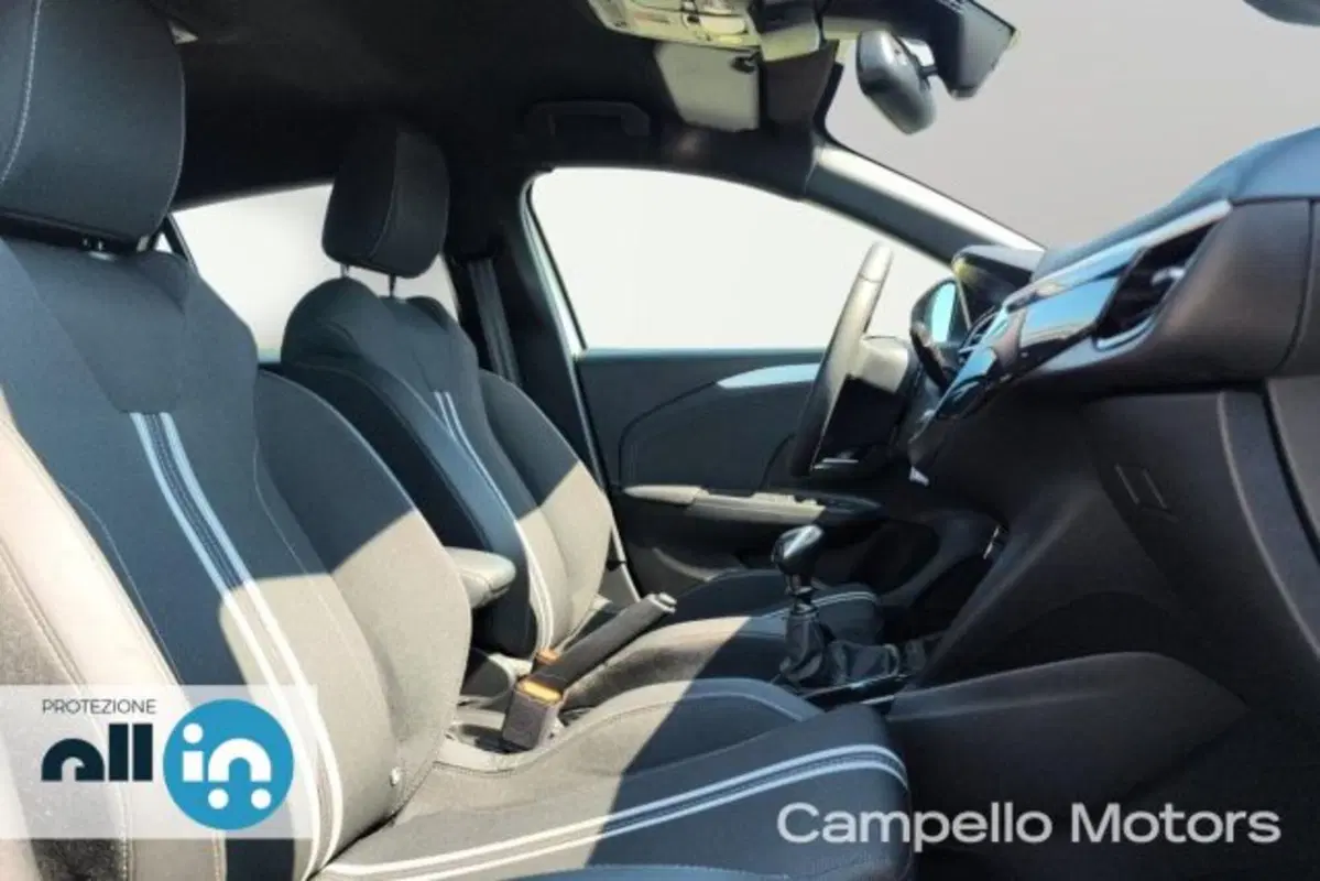 Opel Corsa usata a Venezia (14)
