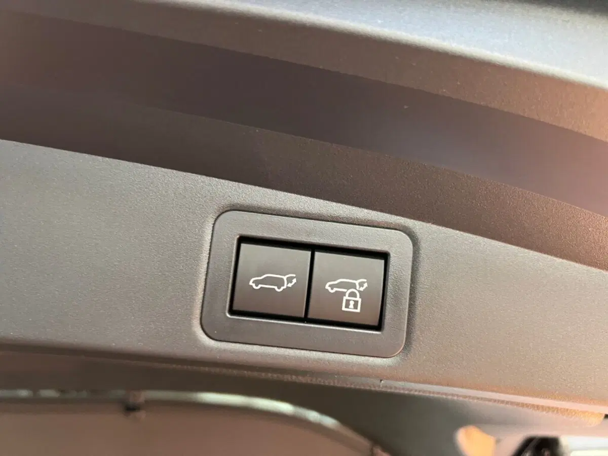 Toyota Corolla Touring Sports nuova a Verona (12)