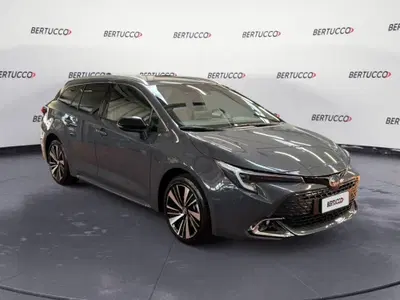Toyota Corolla Touring Sports Active 2.0 Hybrid  Tyre nuova a Verona