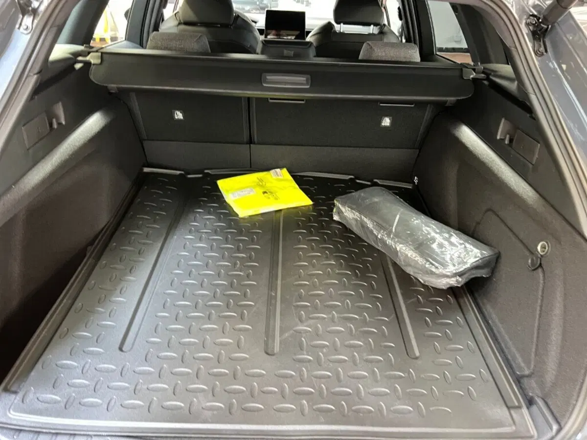 Toyota Corolla Touring Sports nuova a Verona (10)