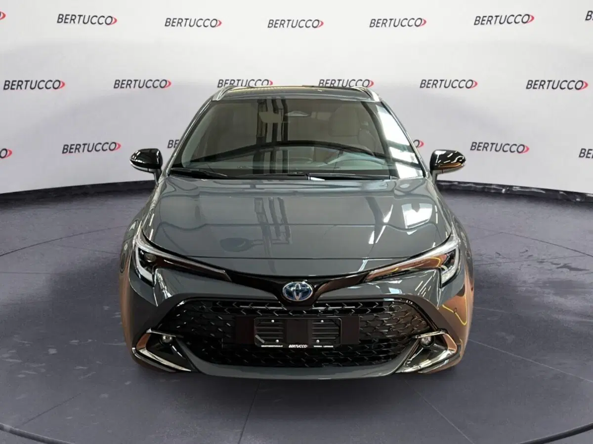 Toyota Corolla Touring Sports nuova a Verona (2)