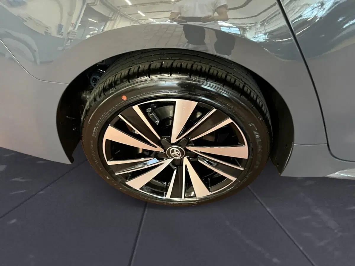 Toyota Corolla Touring Sports nuova a Verona (6)
