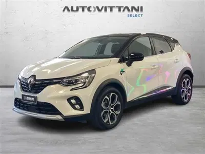 Renault Captur Mild Hybrid 140 CV Techno del 2023 usata a Como