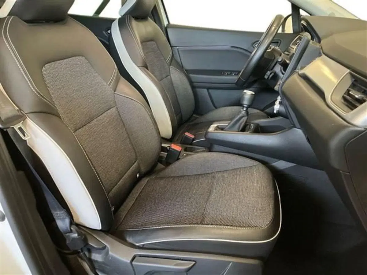 Renault Captur usata a Como (11)