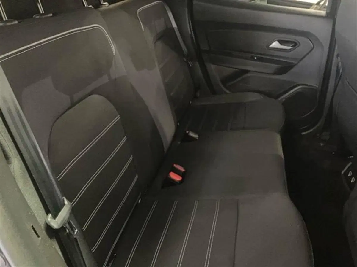 Dacia Duster usata a Como (12)