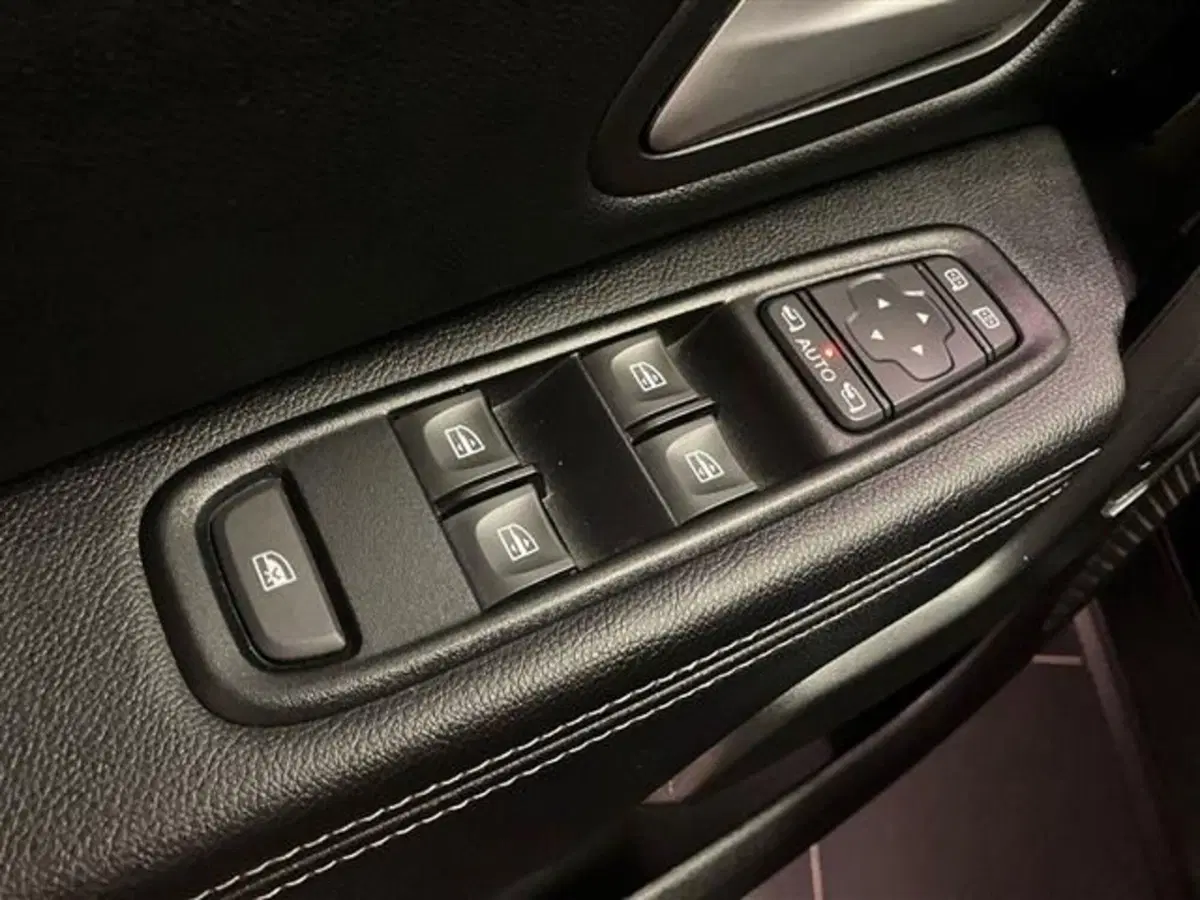 Dacia Duster usata a Como (20)