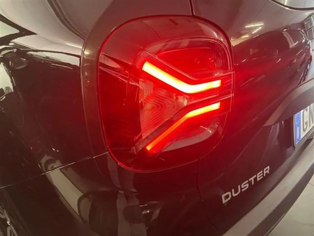Dacia Duster usata a Como (7)