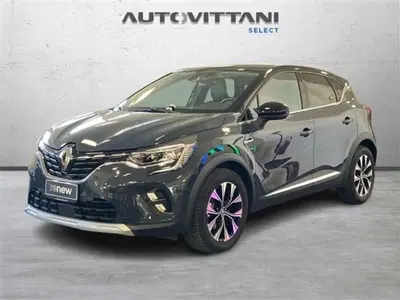 Renault Captur 1.6 full hybrid Techno 145cv auto del 2023 usata a Como