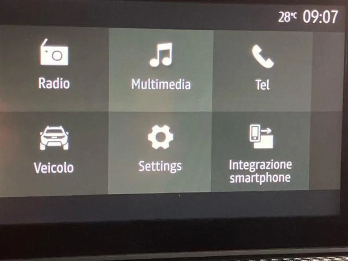 Dacia Jogger usata a Como (14)
