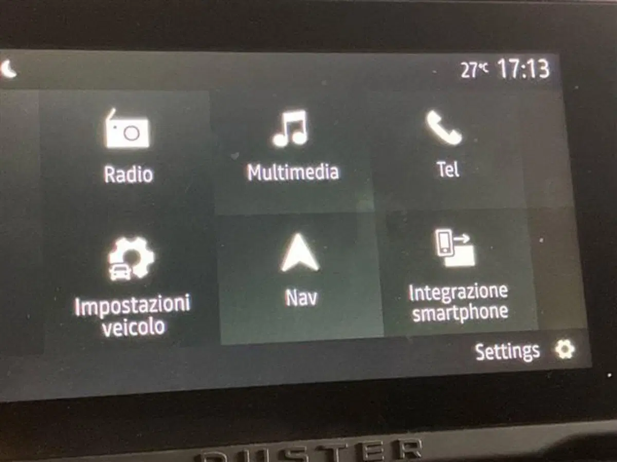 Dacia Duster usata a Como (13)