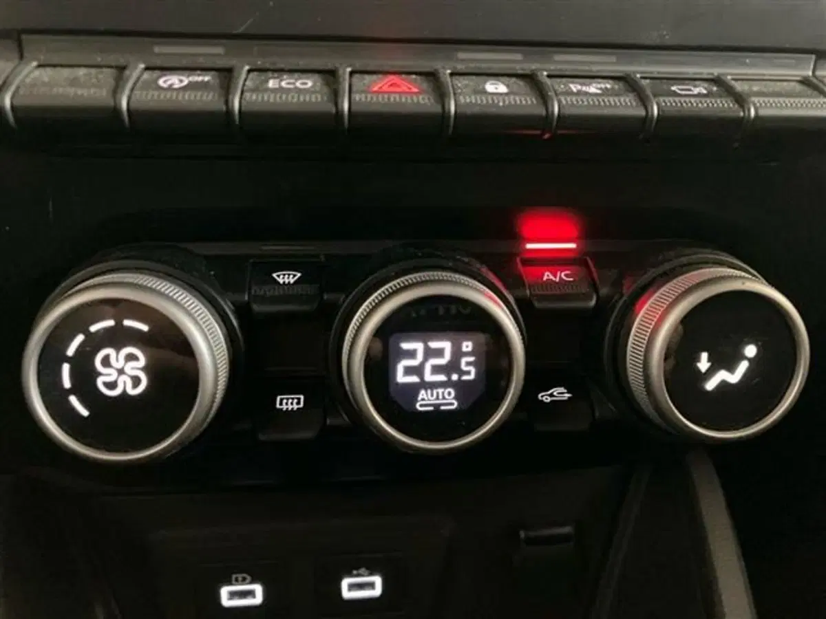Dacia Duster usata a Como (17)