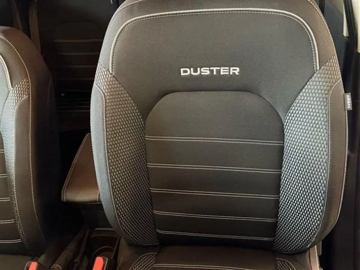 Dacia Duster usata a Como (19)