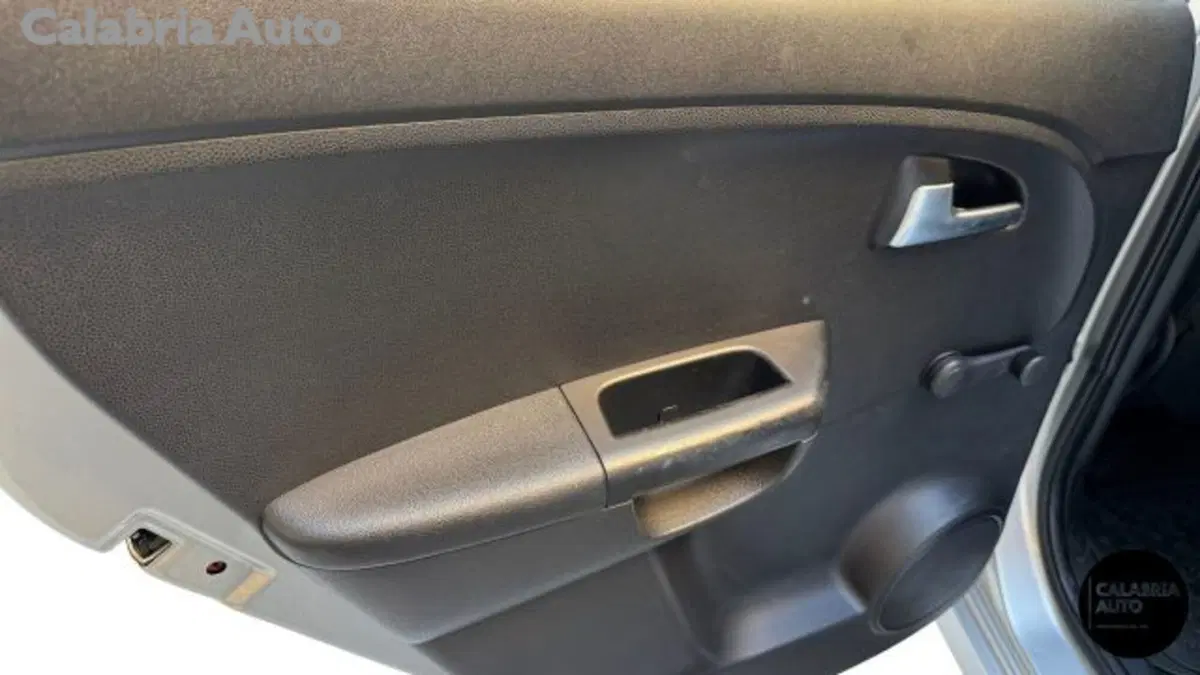 Kia Venga usata a Reggio Calabria (16)