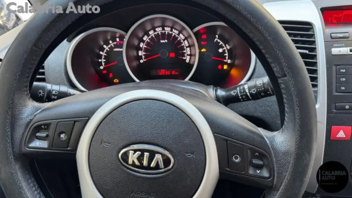 Kia Venga usata a Reggio Calabria (7)