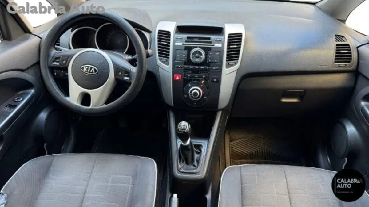 Kia Venga usata a Reggio Calabria (9)