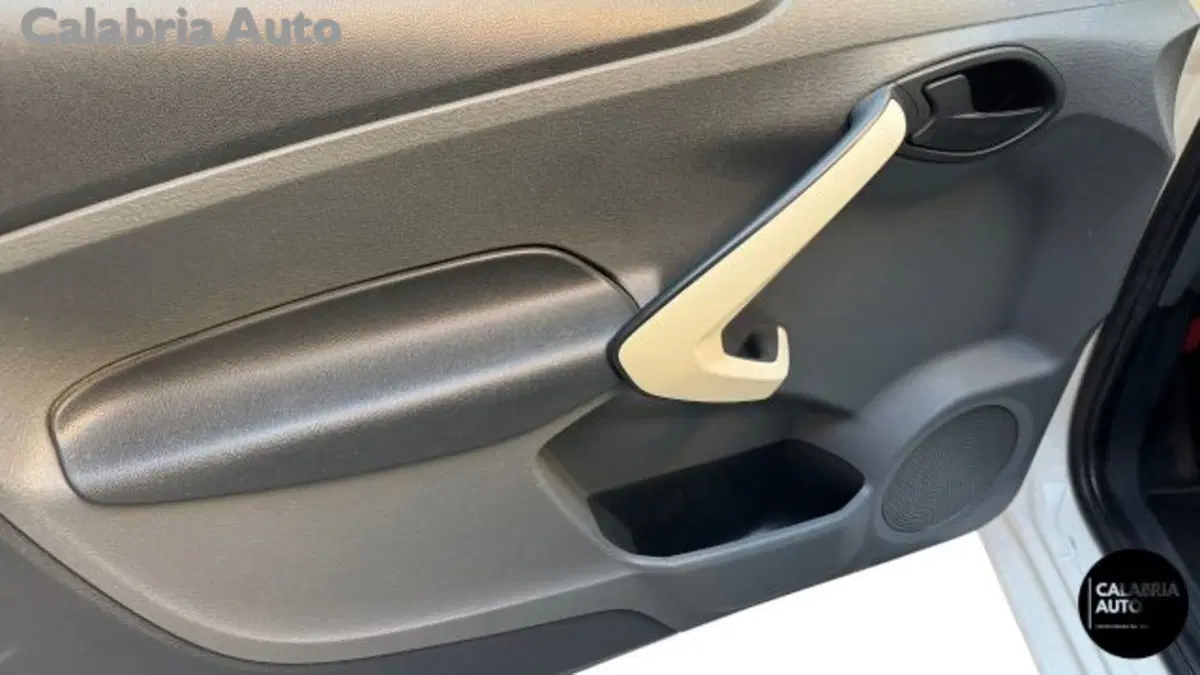 Ford Ka usata a Reggio Calabria (14)