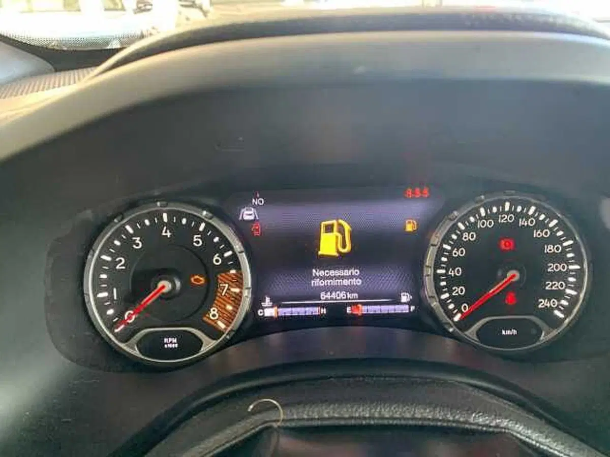 Jeep Renegade usata a Venezia (16)