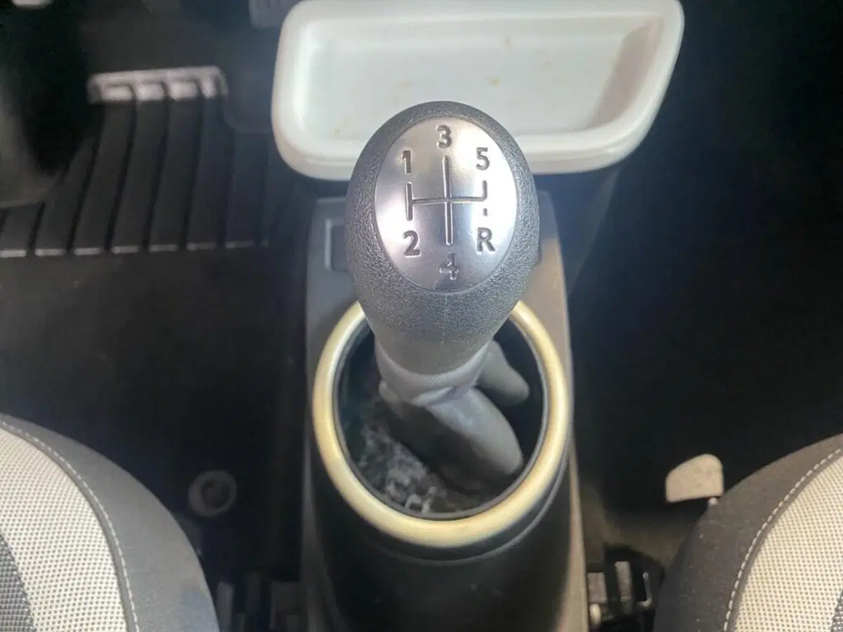 Renault Twingo usata a Torino (11)