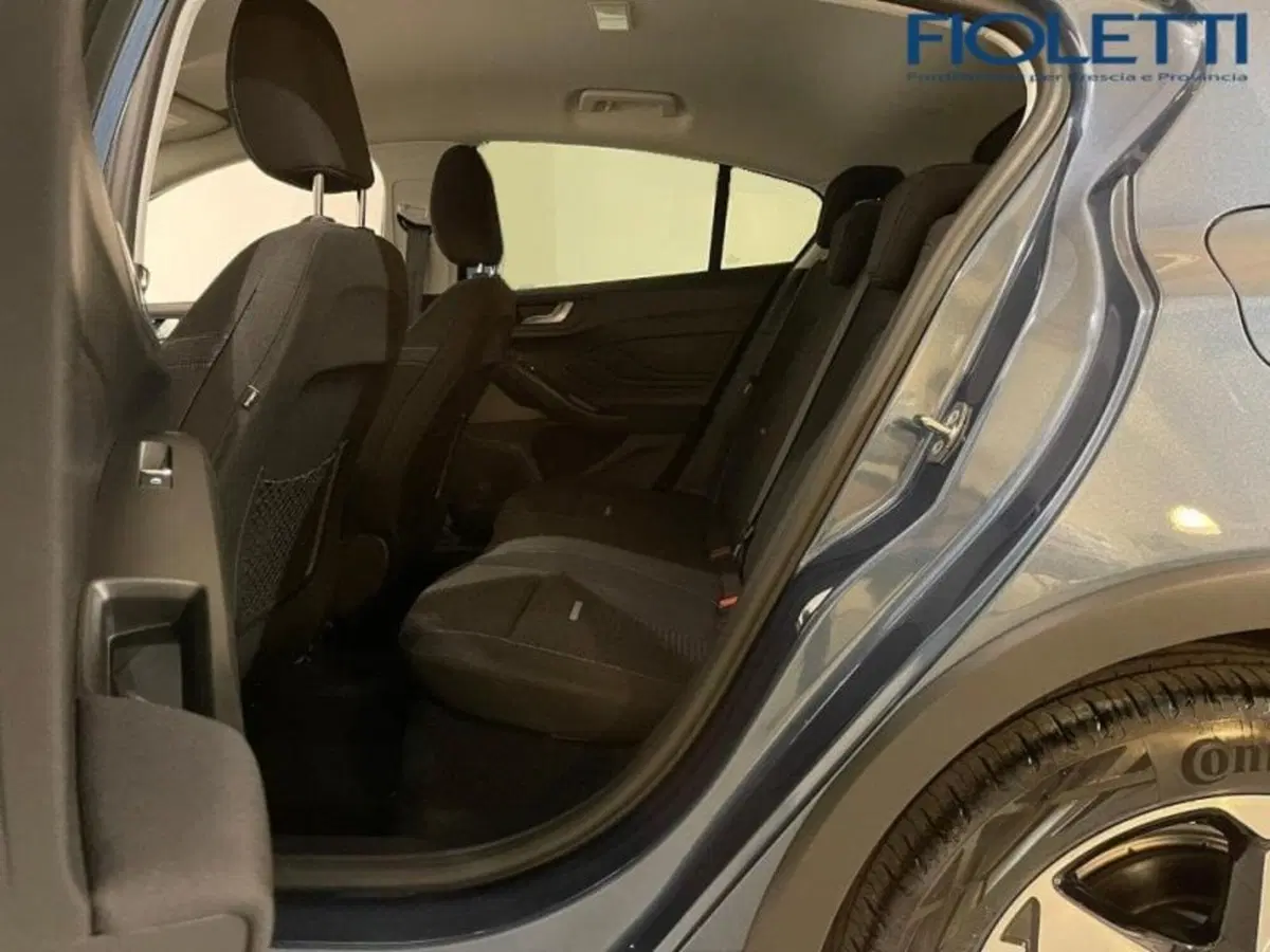 Ford Focus Station Wagon usata a Brescia (12)