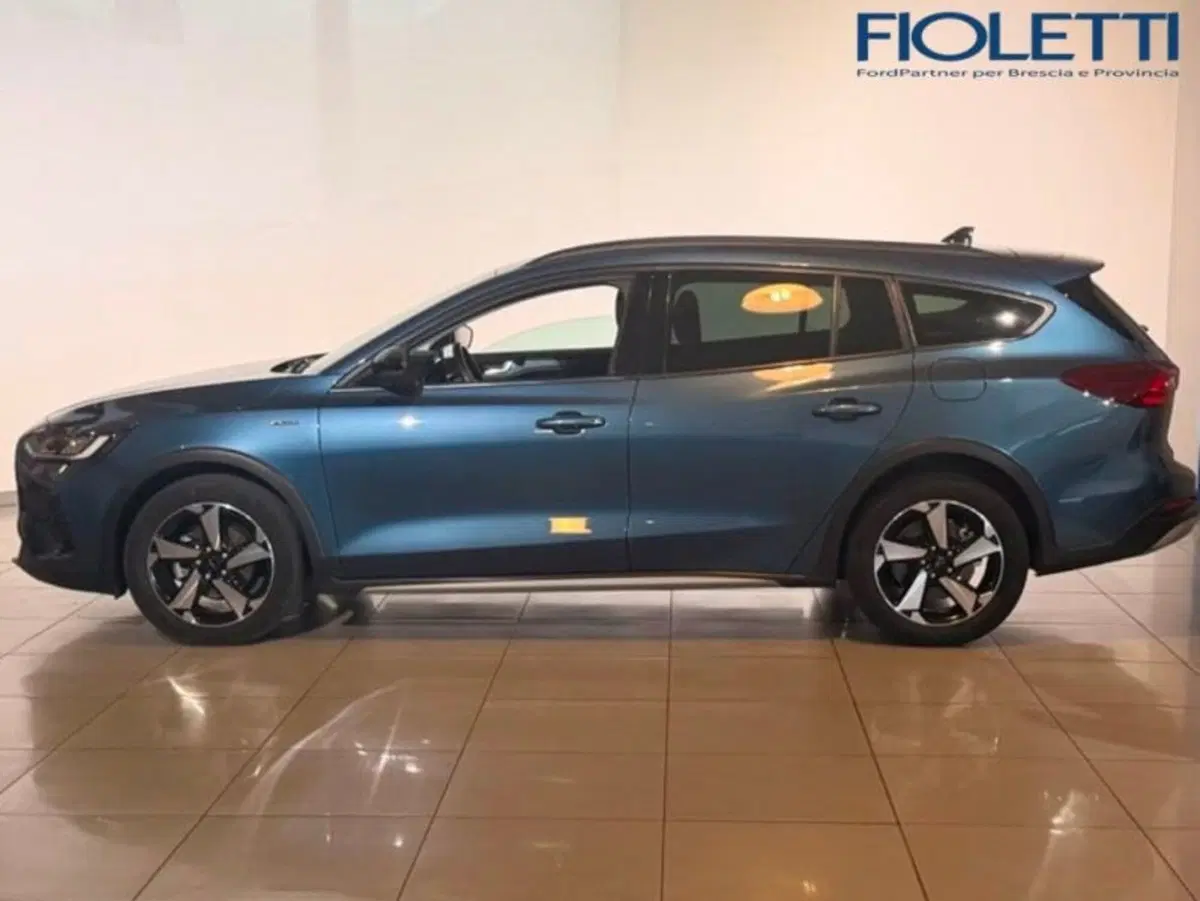 Ford Focus Station Wagon usata a Brescia (4)
