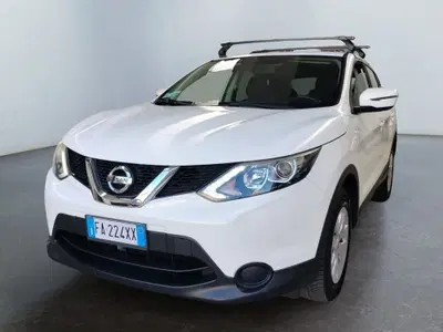 Nissan Qashqai 1.2 DIG-T Visia del 2015 usata a Modena
