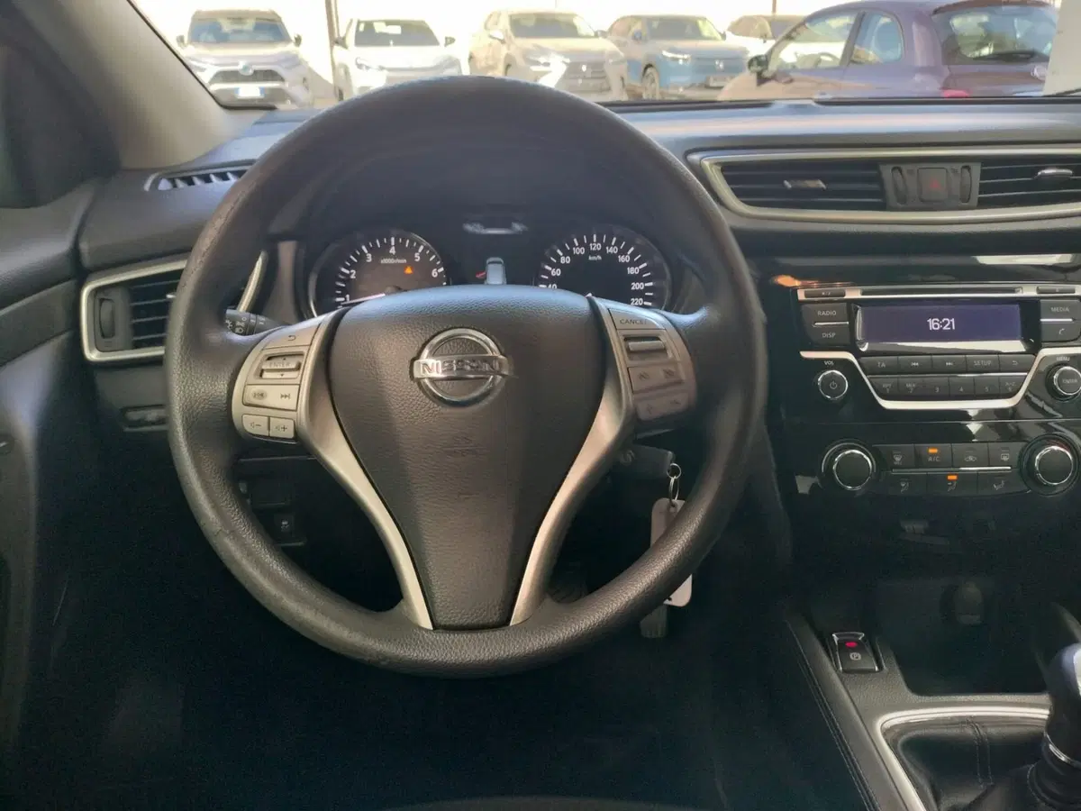 Nissan Qashqai usata a Modena (7)