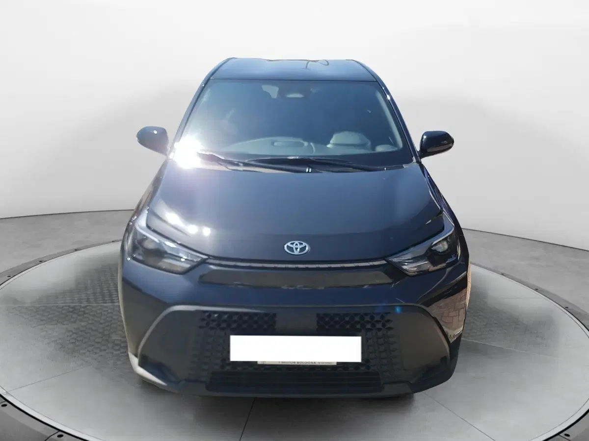 Toyota Aygo X nuova a Modena (2)