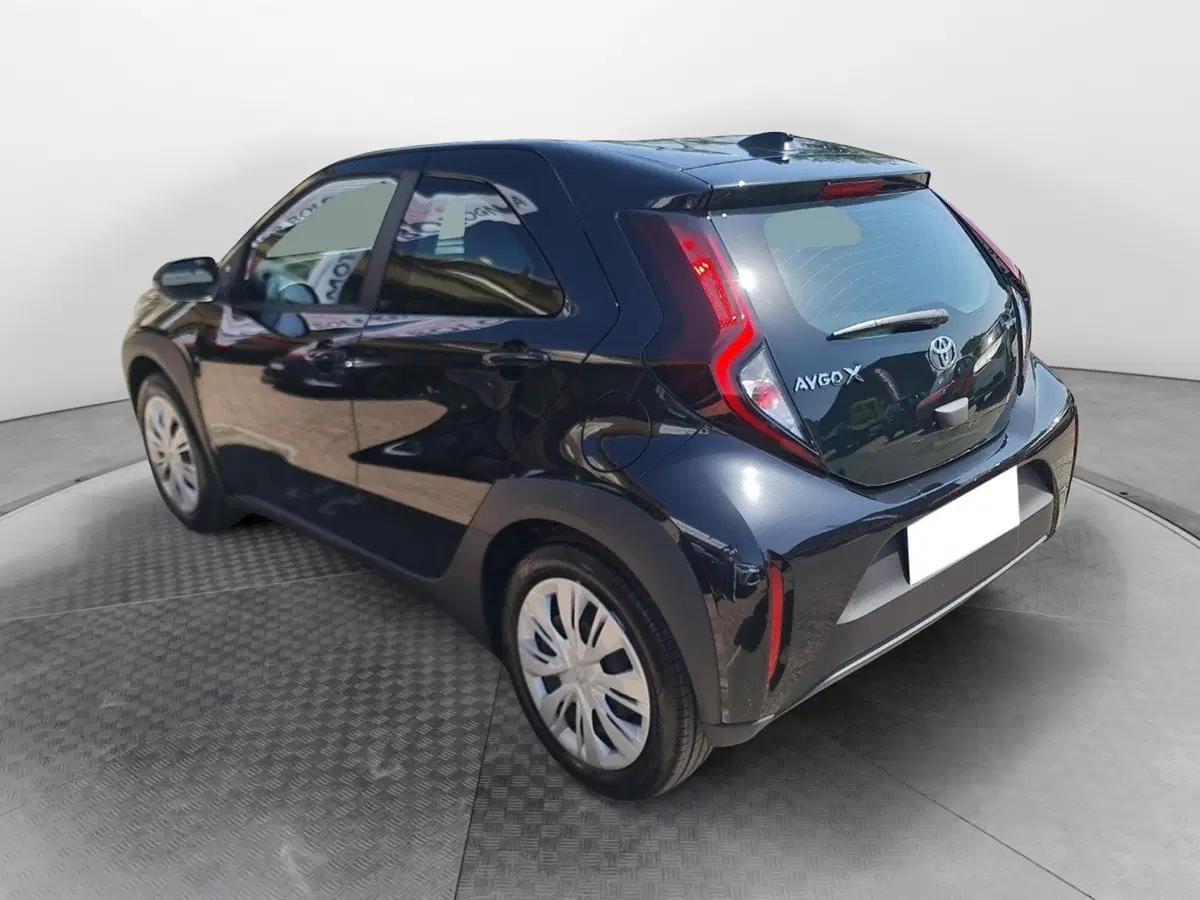 Toyota Aygo X nuova a Modena (6)