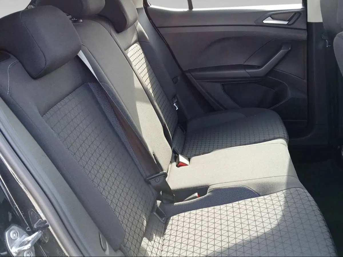 Volkswagen T-Cross usata a Livorno (11)